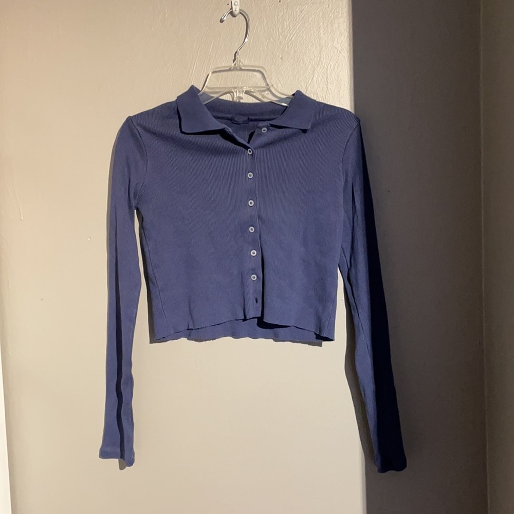Brandy Melville Collared Button Up Crop Top